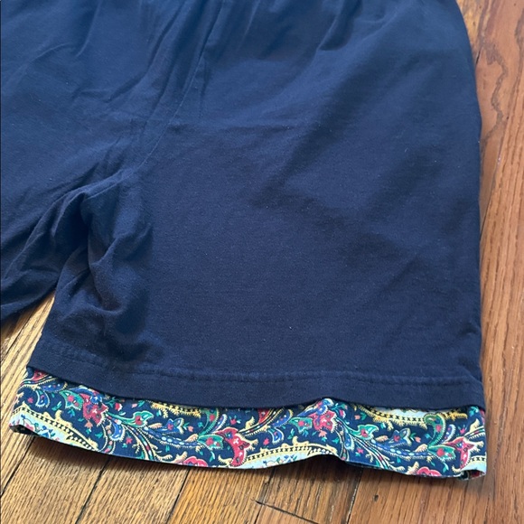 90’s Ohio State University Vintage Sweat Shorts - Picture 9 of 9